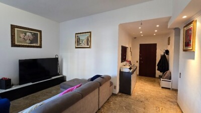 VARESE, AMPIO TRILOCALE CON TERRAZZA-2