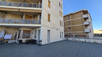 VARESE, AMPIO TRILOCALE CON TERRAZZA-12