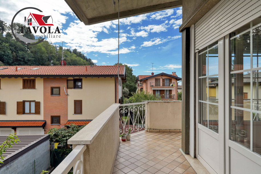 INDUNO OLONA, TRILOCALE CON BOX ED ACCESSORIO-12