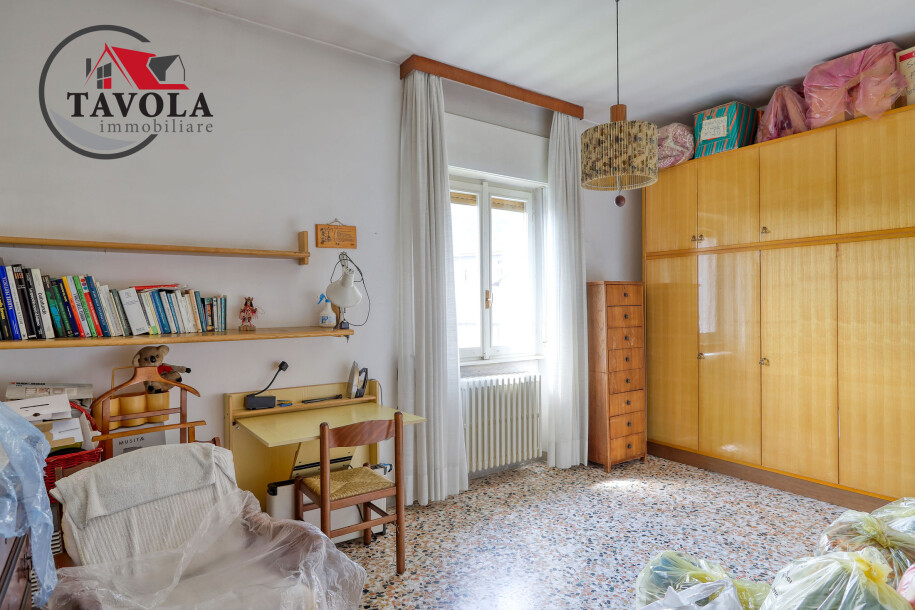 ARCISATE, VILLA BIFAMILIARE-13