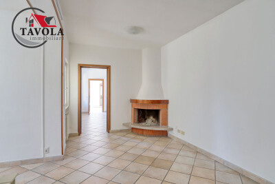 ARCISATE, VILLA BIFAMILIARE-13