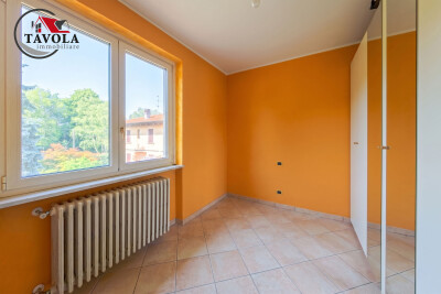 APPARTAMENTO TRILOCALE CON POSTI AUTO E GIARDINO-15
