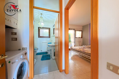 CUASSO AL MONTE, APPARTAMENTO CON PISCINA E VISTA LAGO-18