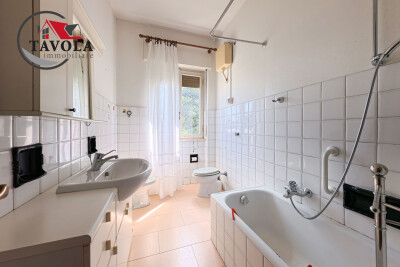 ARCISATE, VILLA BIFAMILIARE-16