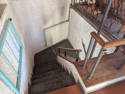 CUASSO AL PIANO, PORZIONE DI CORTE CON BOX-21