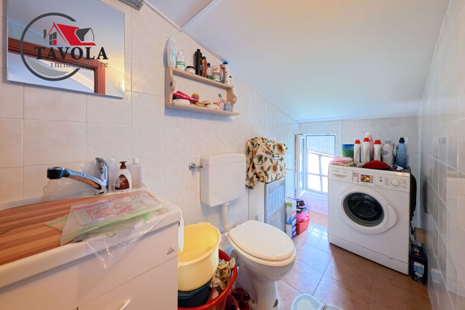 INDUNO OLONA, TRILOCALE CON BOX ED ACCESSORIO-18