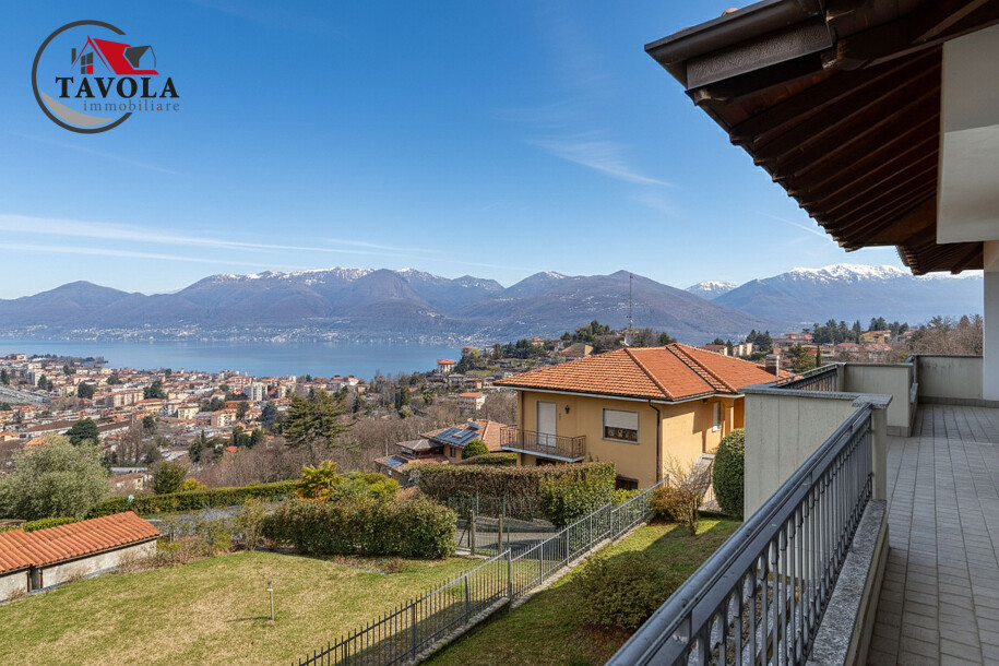 LUINO, PORZIONE DI VILLA BIFAMILIARE-20
