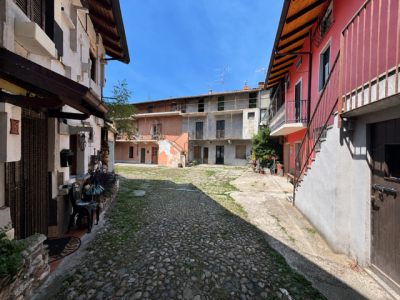 BRENTA, PORZIONE DI CASA TERRA CIELO DA RISTRUTTURARE-20