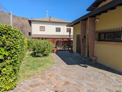CUASSO AL MONTE, CAVAGNANO, VILLETTA PANORAMICA-27