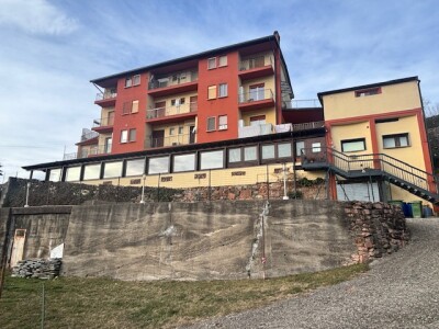 CUASSO AL MONTE, TRILOCALE CON VISTA LAGO-25