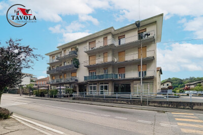 INDUNO OLONA, TRILOCALE RISTRUTTURATO CON CANTINA E BOX-24