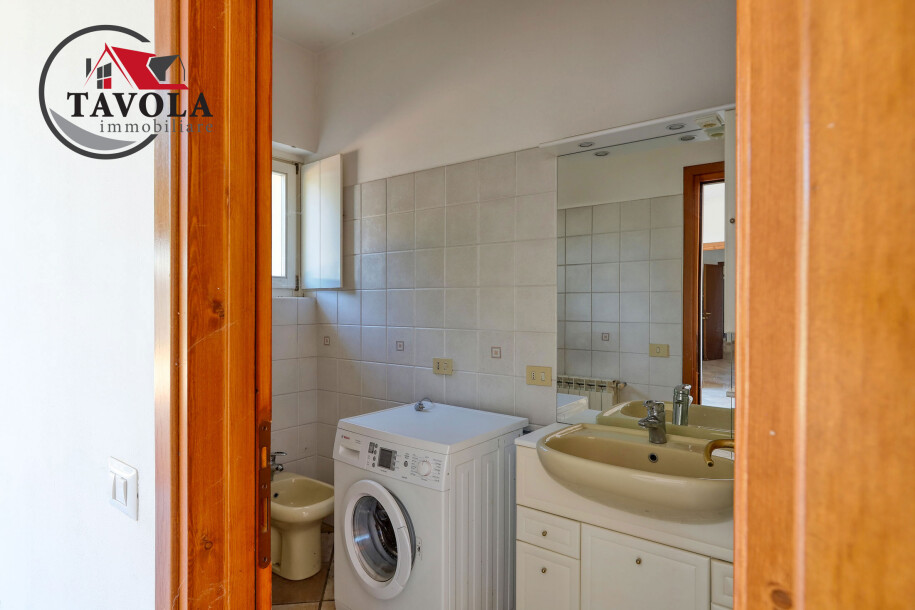 ARCISATE, VILLA BIFAMILIARE-25
