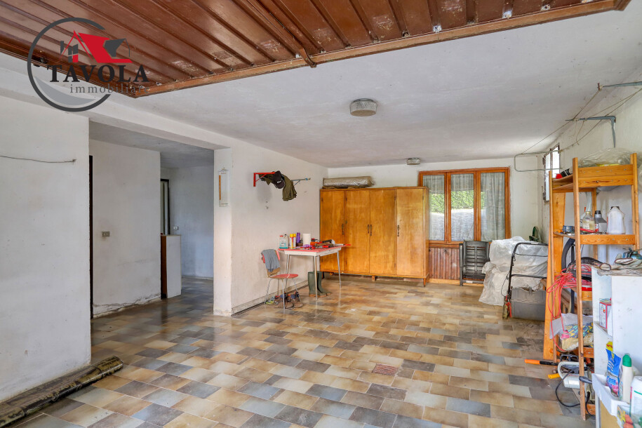 ARCISATE, VILLA CON GIARDINO-24
