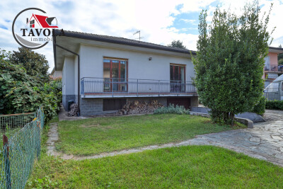 ARCISATE, VILLA CON GIARDINO-26