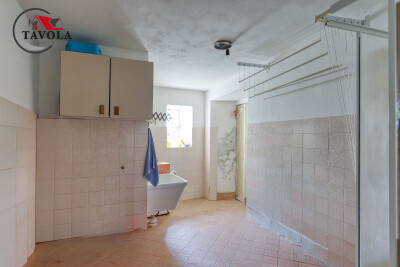 CUASSO AL MONTE, CAVAGNANO, TERRATETTO CON ACCESSORI-33