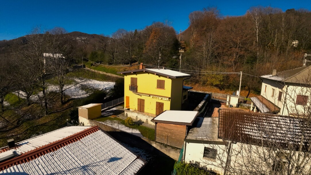 CUASSO AL MONTE, CAVAGNANO, VILLETTA PANORAMICA-37