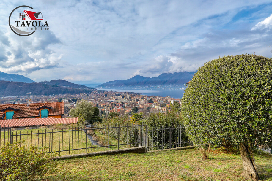 LUINO, PORZIONE DI VILLA BIFAMILIARE-3