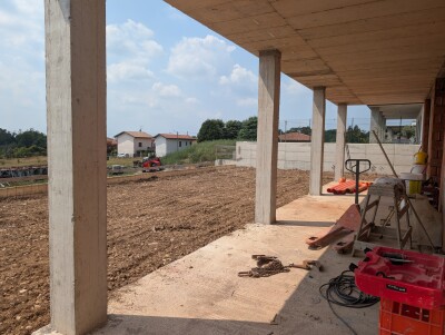 SALTRIO, NUOVE VILLE UNIFAMILIARI