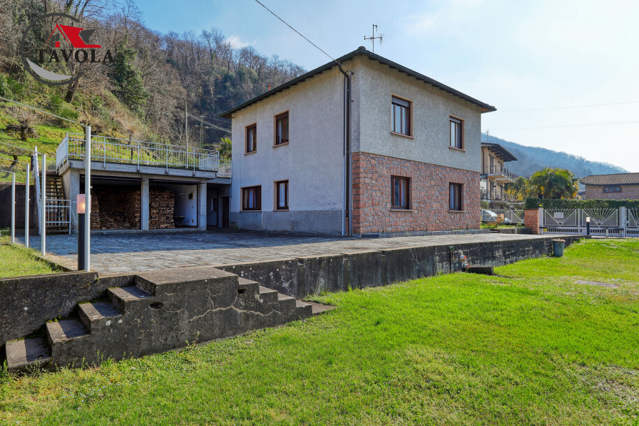 PORTO CERESIO, CASA BIFAMILIARE-36