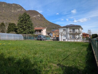 BISUSCHIO, FAVOLOSO TERRENO EDIFICABILE-4
