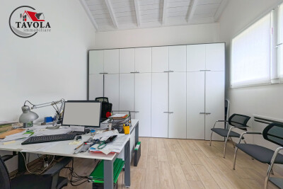 ARCISATE, FABBRICATO PLURIFUNZIONALE
