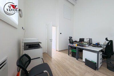 ARCISATE, FABBRICATO PLURIFUNZIONALE