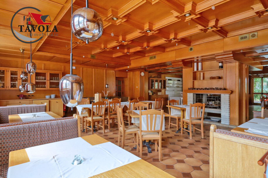 CUASSO AL MONTE, EX HOTEL ALPINO-5