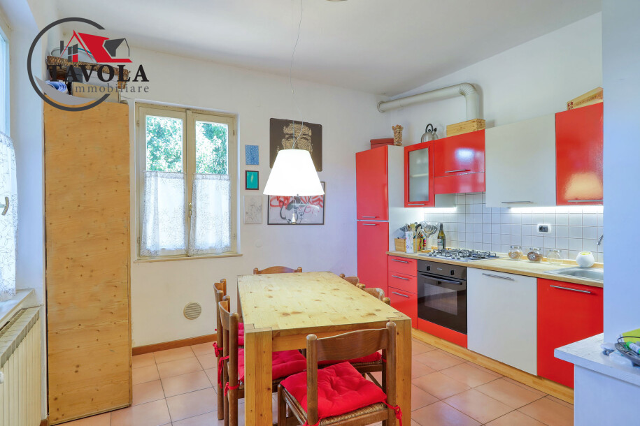ARCISATE, VILLA BIFAMILIARE-6