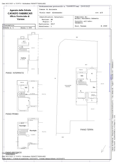 ARCISATE, VILLA A SCHIERA DI TESTA CON GIARDINO